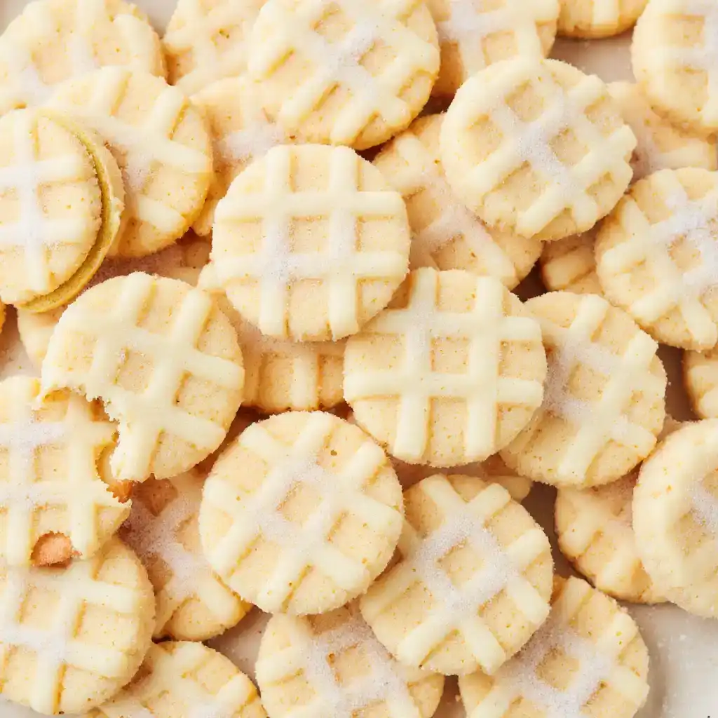 Mini sugar cookies served with tea